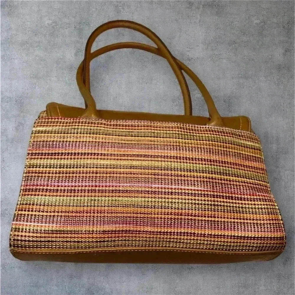 Vintage Liz Claiborne women’s Multi Compartment Tan Leather Handbag - Picture 5 of 5